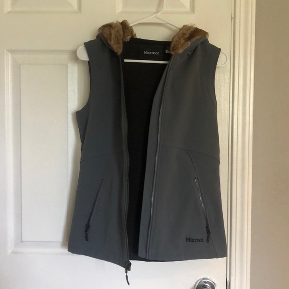 Marmot Softshell Vest - Picture 2 of 4